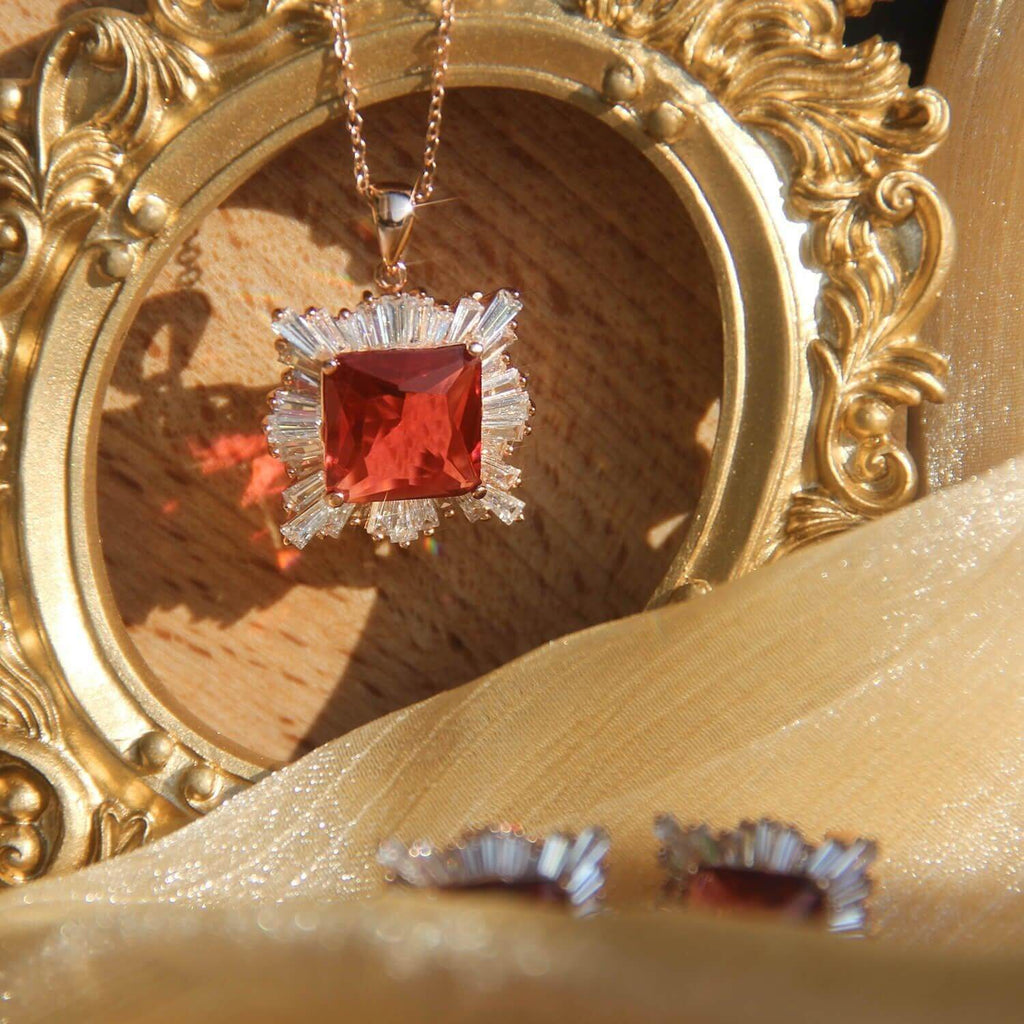  Red Natural Ruby and Diamond Pendant Necklace 